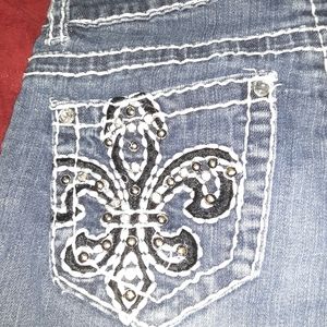 Miss chic jeans that are skinny leg